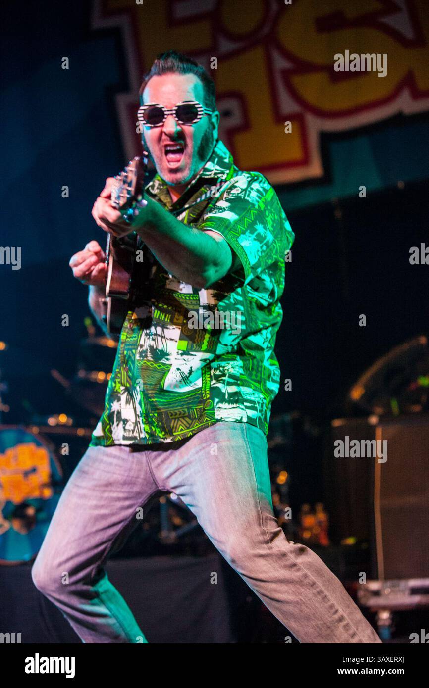 Aaron barrett reel big fish hi-res stock photography and images - Alamy Aaron barrett reel big fish hi-res stock photography and images - Alamy