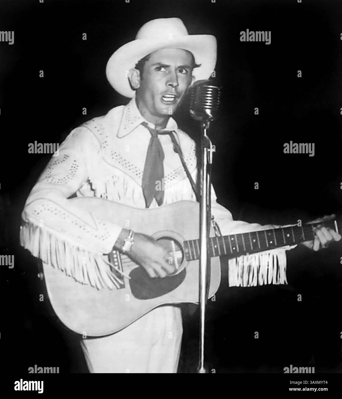 Hank Williams. Portrait of the country and western singer, Hiram King 'Hank' Williams (1923-1953), promotional shot, 1952 Stock Photo