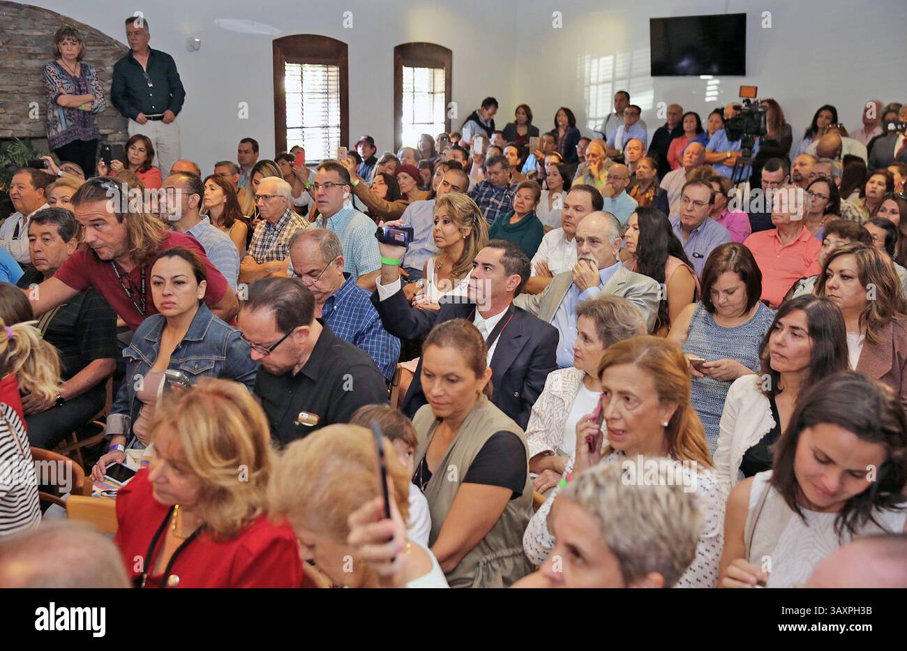 Alvaro guerrero hi-res stock photography and images - Alamy