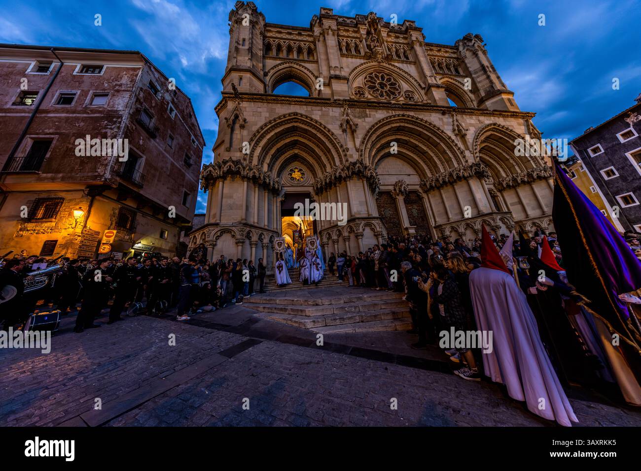 The evening Good Friday procession, which begins at 9 pm at Cuenca Cathedral, is characterised by special solemnity, silence and an impressive atmosphere. Plaza Mayor, Cuenca, Castilla-La Mancha, Spain Stock Photo