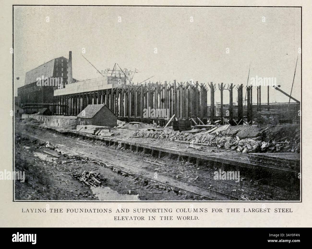 LAYING THE FOUNDATIONS AND SUPPORTING COLUMNS FOR THE LARGEST STEEL ...