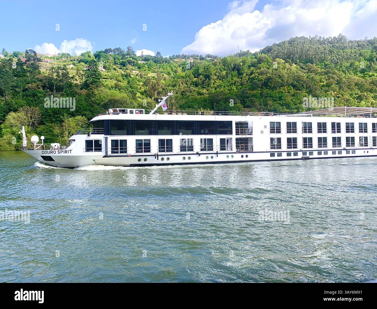 Doro Portugal river cruise cruising ship mist fog land Porto fields wine port water lake land landscape vineyard vineyards grapes grape vines trees - Smartphone Captured Stock Image