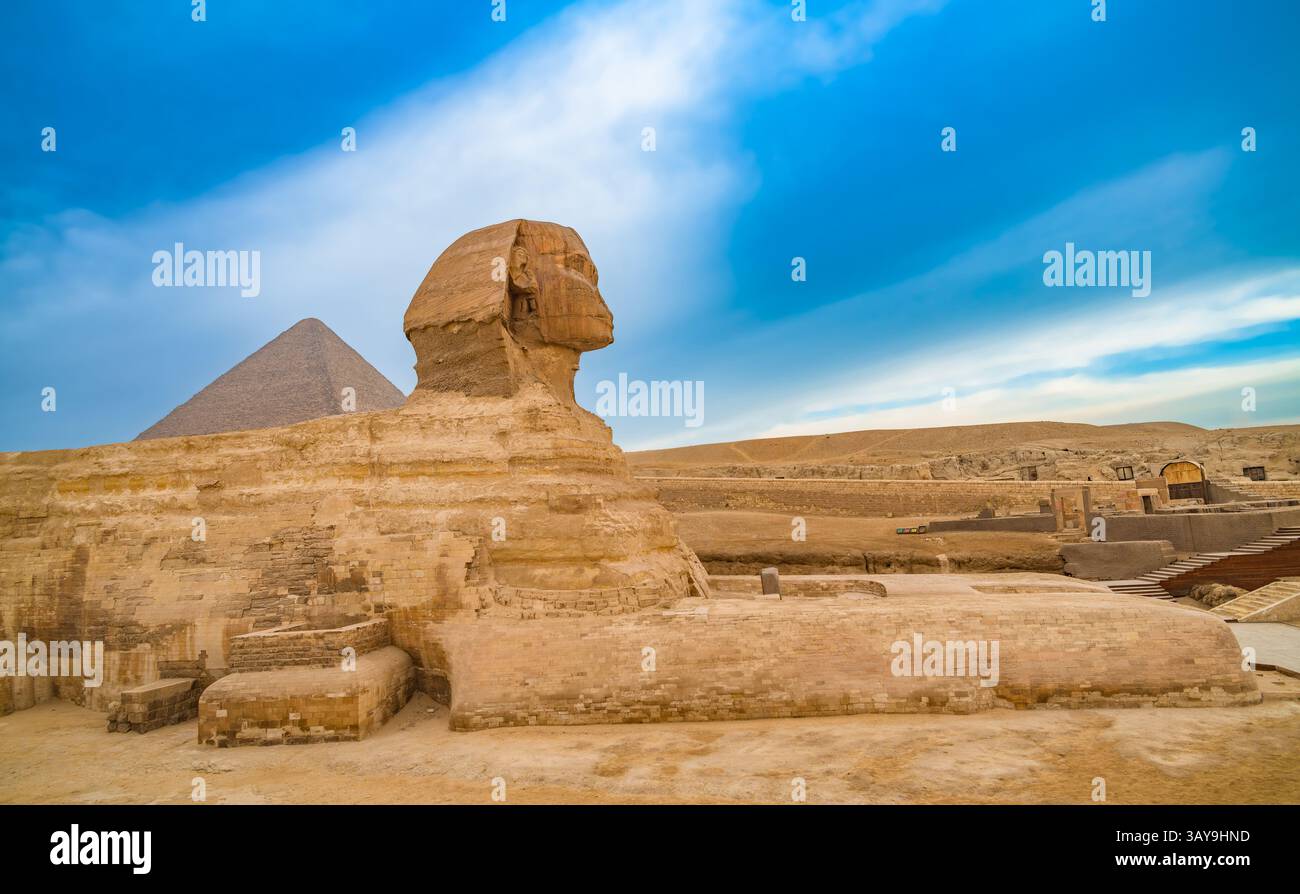 The Great Sphinx and pyramid of Khufu in Giza, Cairo, Egypt Stock Photo ...