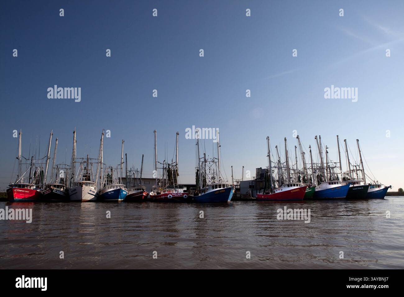 Louisiana shrimp fishing hi-res stock photography and images - Alamy