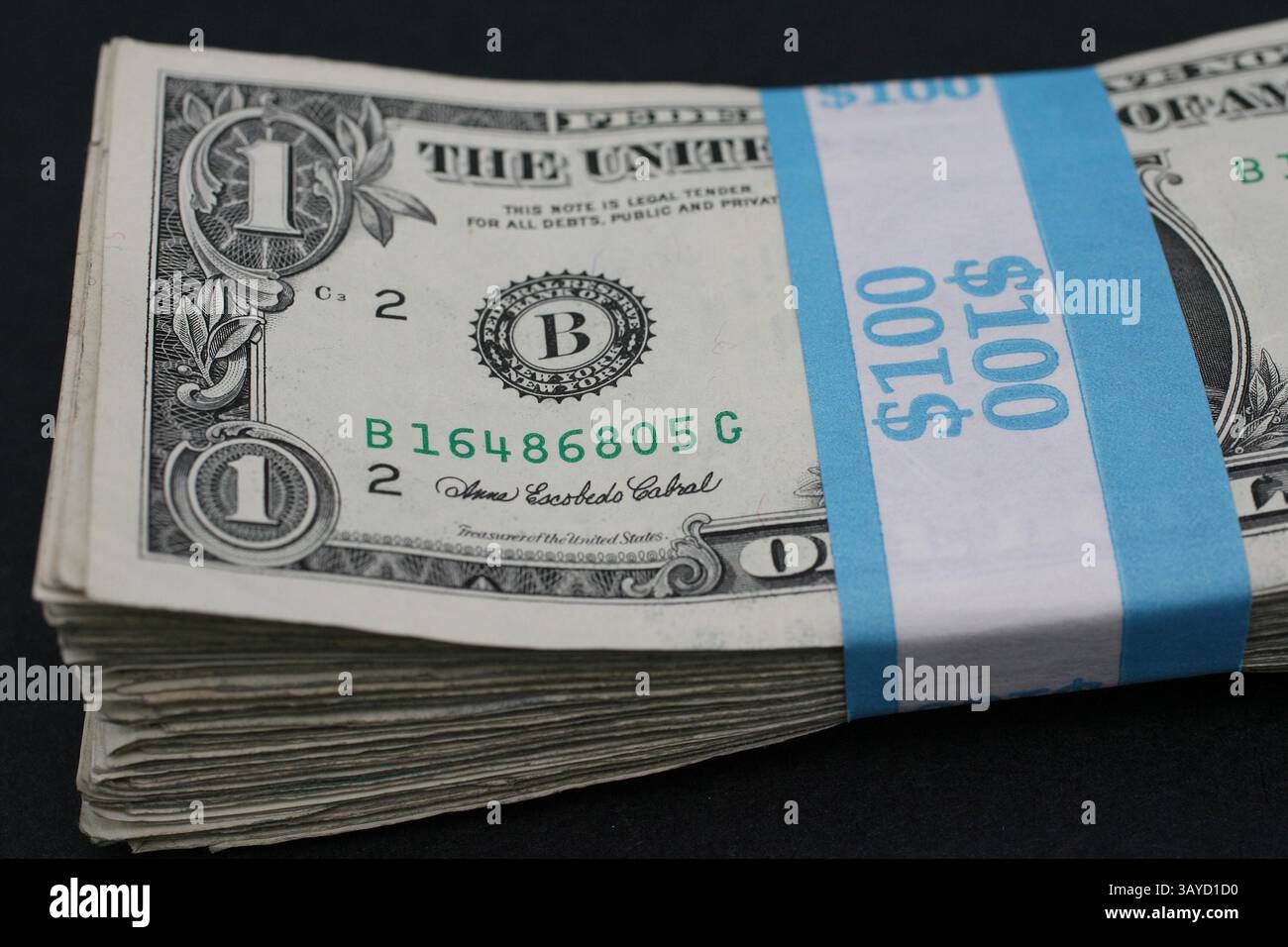 Dollar yen euro bills hi-res stock photography and images - Alamy