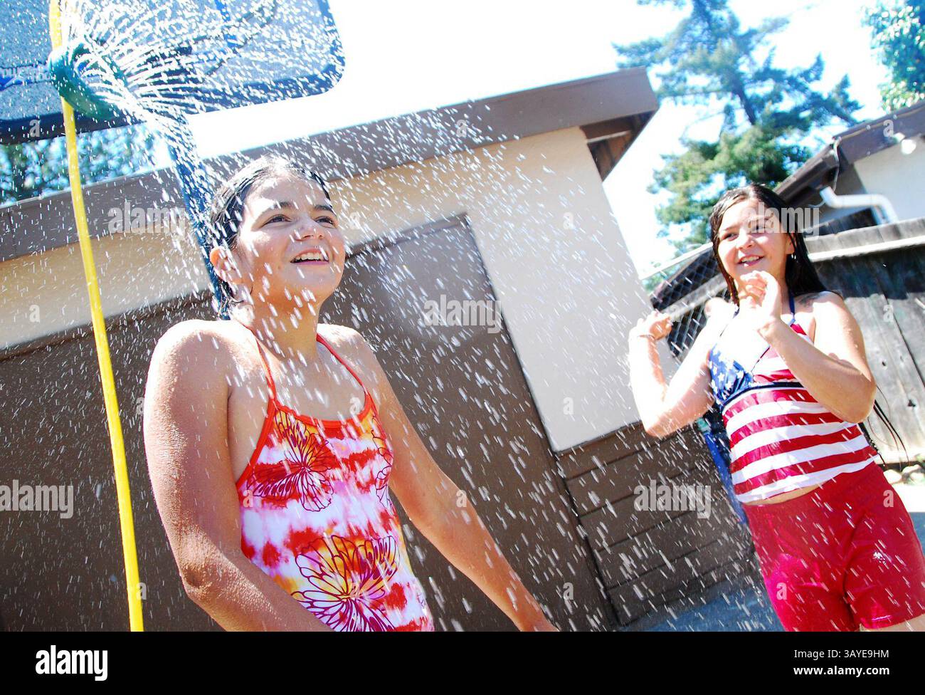 Sprinkler s hi-res stock photography and images - Page 2 - Alamy