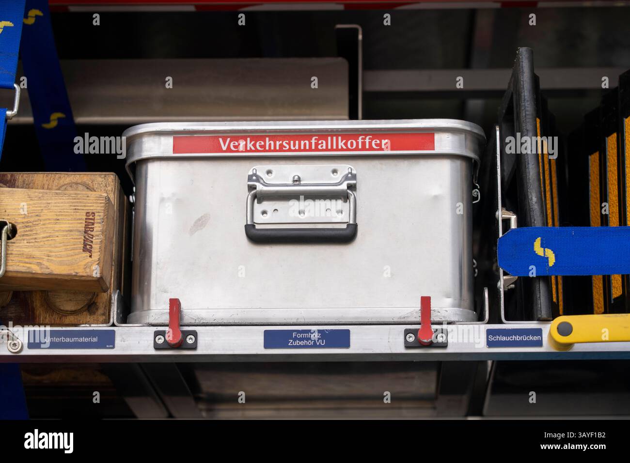 Fire engine, HLF, rescue fire engine, fire engine with additional ...