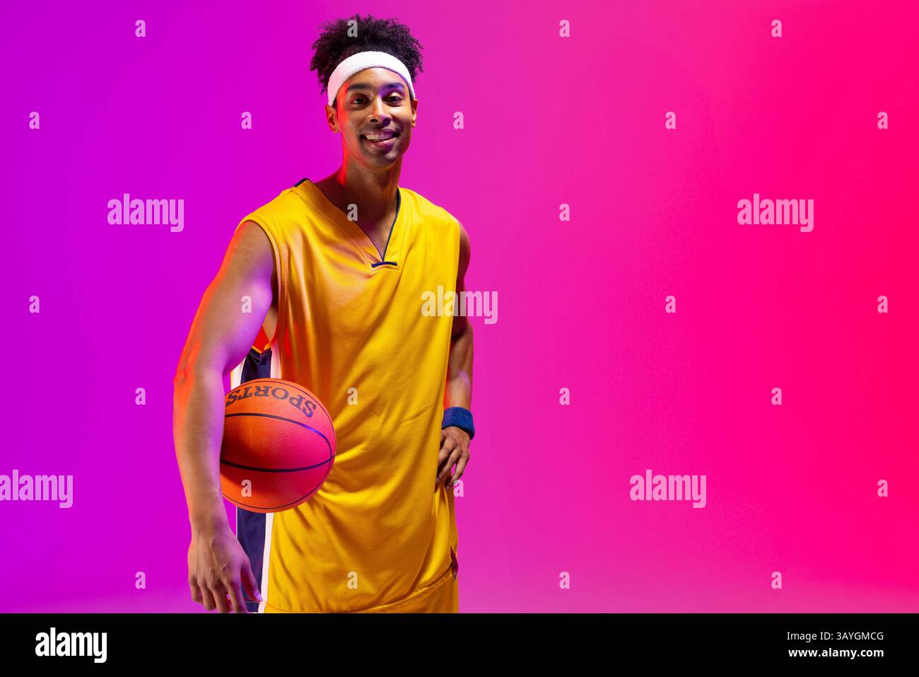 Sleek male figure hi-res stock photography and images - Alamy