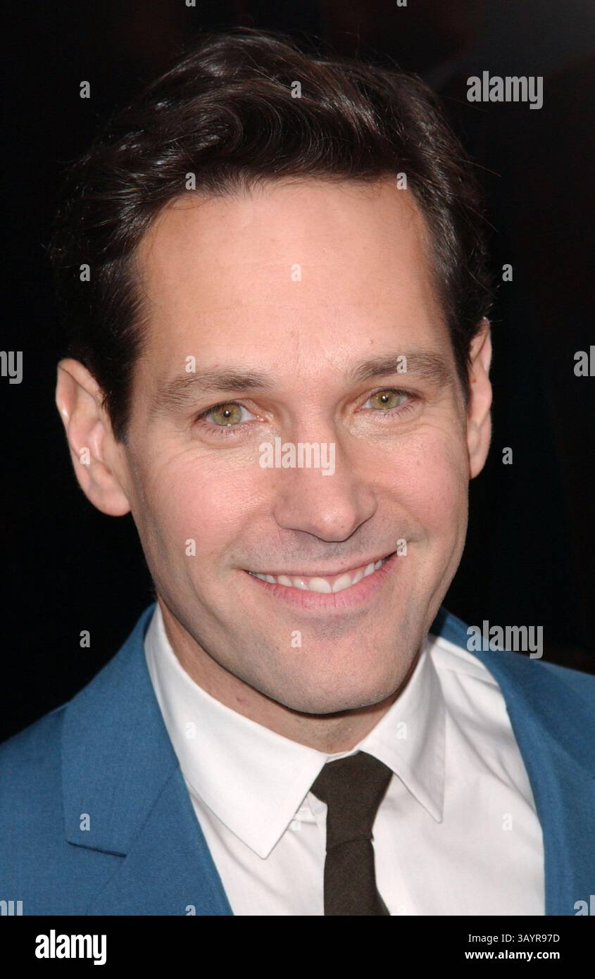 Paul Rudd at the premiere of 'Anchorman 2: The Legend Continues' at ...