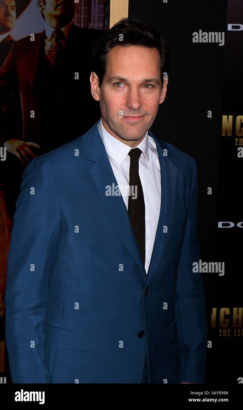 Paul Rudd at the premiere of 'Anchorman 2: The Legend Continues' at ...