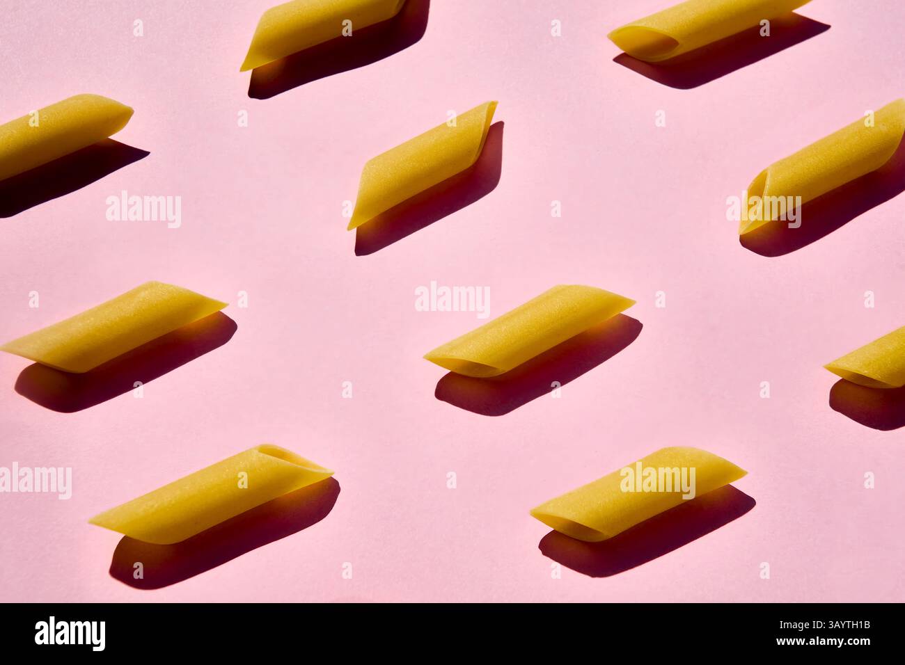 Pasta Geometry Alignment Hard geometry hi-res stock photography and images - Alamy