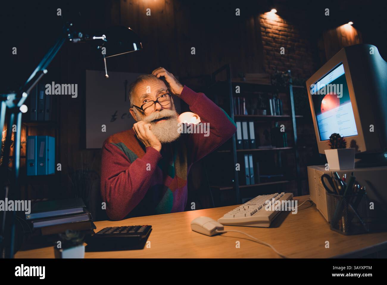 Workarea hi-res stock photography and images - Alamy