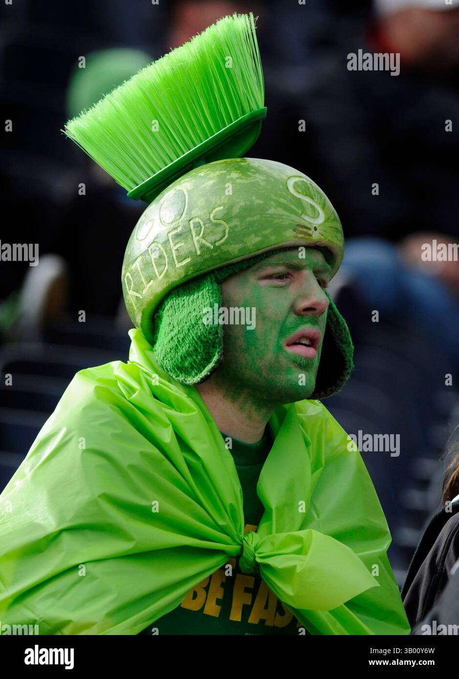 Saskatchewan roughriders fan hi-res stock photography and images - Alamy