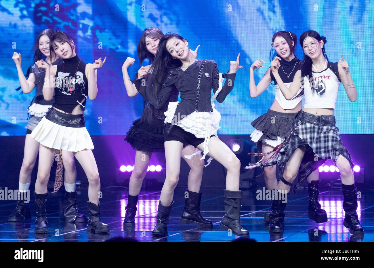 Goyang, South Korea. 23rd Apr, 2025. South Korean K-Pop girl group ...