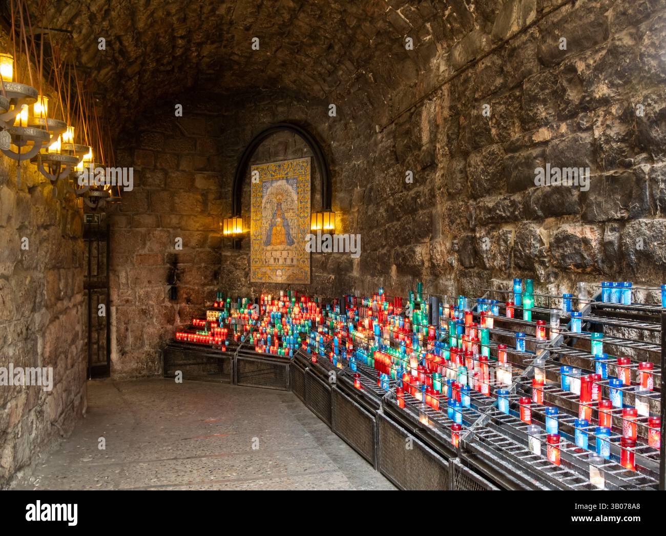 Mosaico de colores hi-res stock photography and images - Alamy