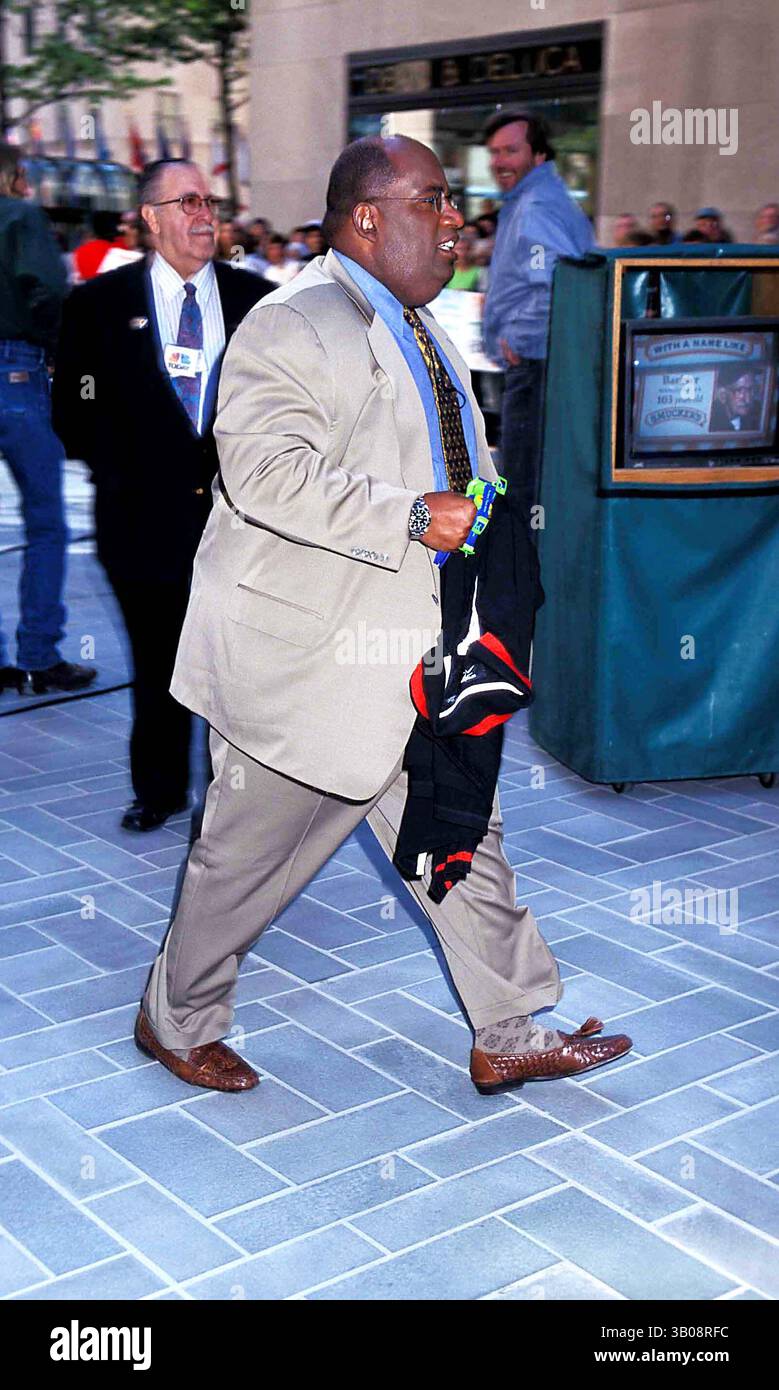 Al roker 1999 hi-res stock photography and images - Alamy