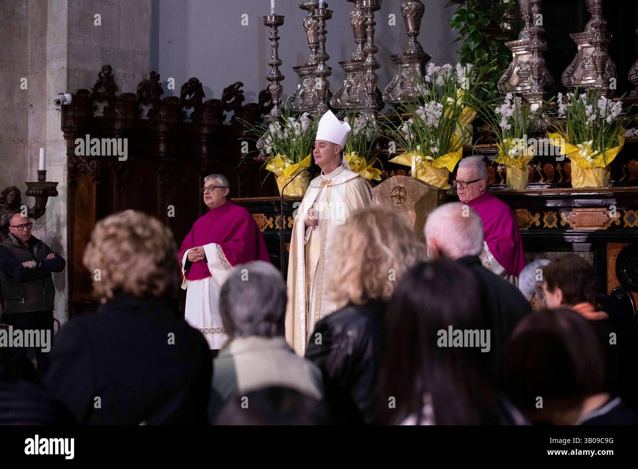 Cardinal Repole Torino, Italia. 23rd Apr, 2023. Veglia di preghiera presso la ...