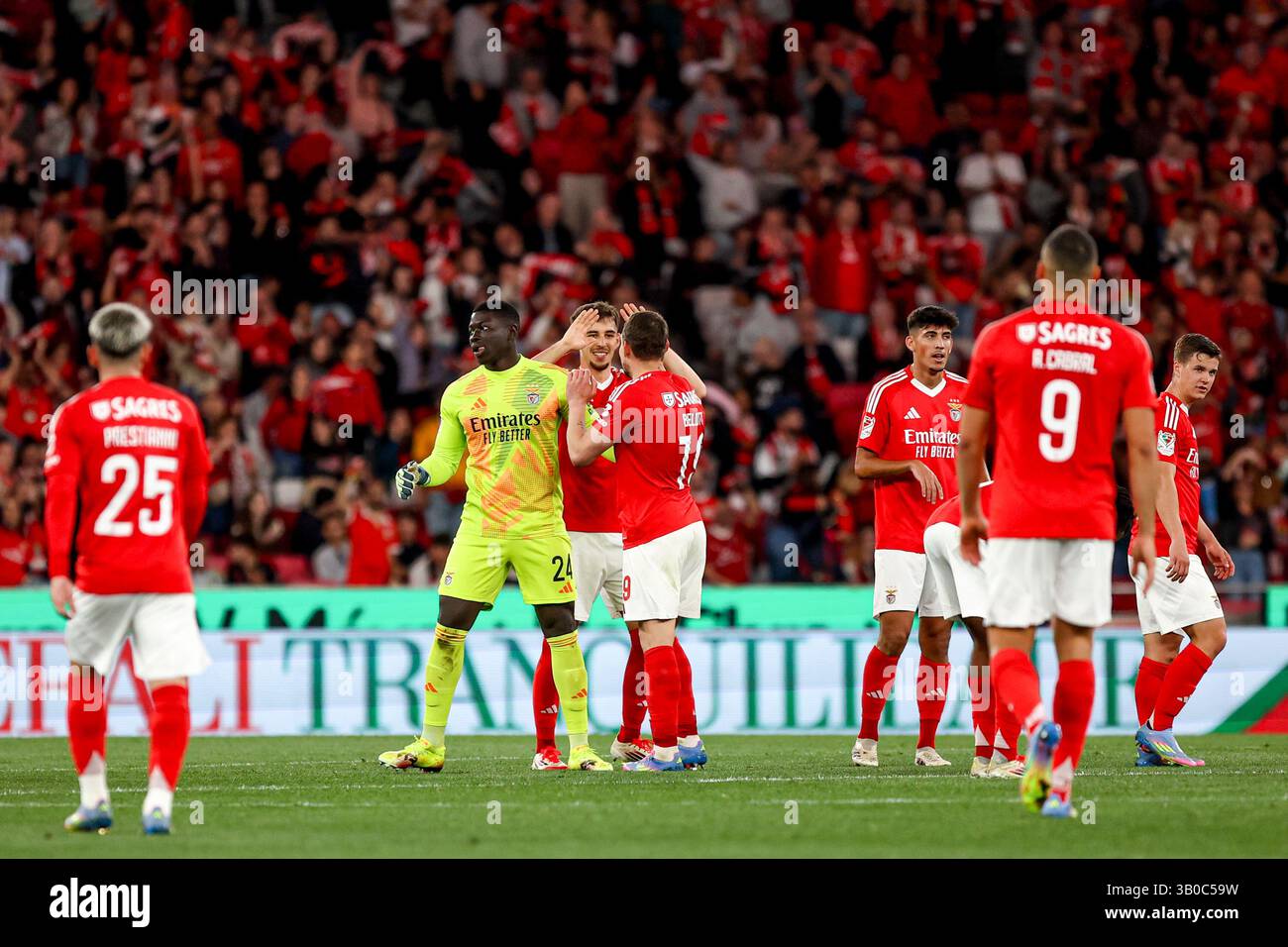 SL Benfica players celebrates during the Taca de Portugal match between ...