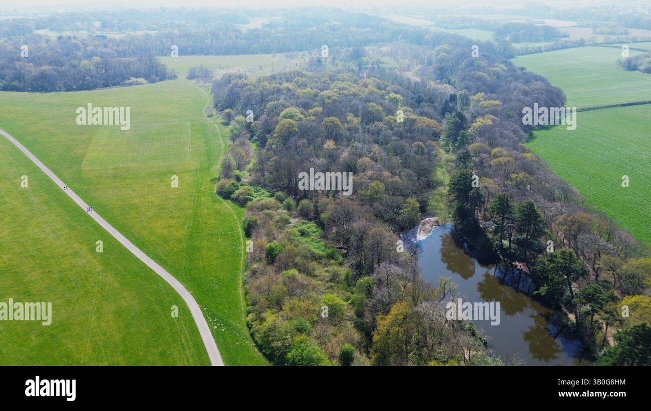 Aerial cinematic drone video 4k hi-res stock photography and images - Alamy