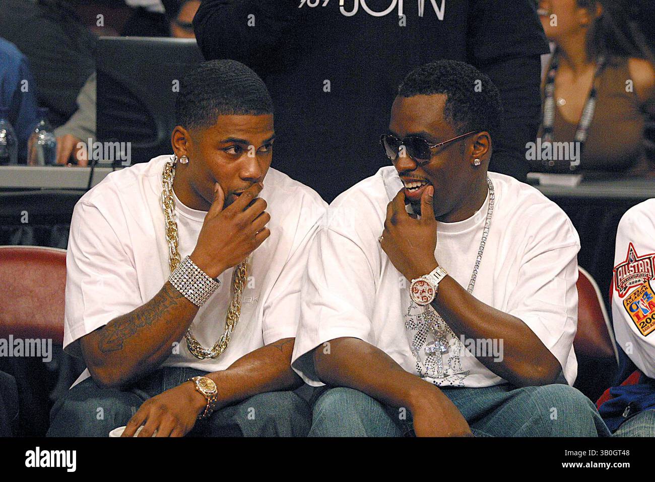 Sean allen hi-res stock photography and images - Page 4 - Alamy, image size:1300x956