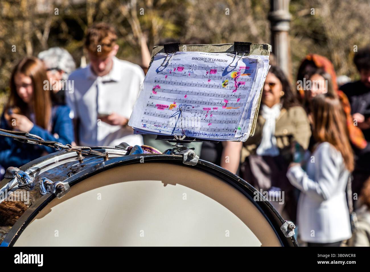 Musicians in Spain with sheet music for a procession.. Calle de Nohales, Cuenca, Castilla-La Mancha, Spain Stock Photo