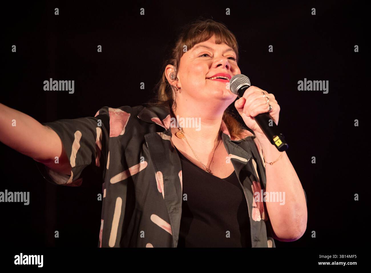 Capicua Rapper Eve rapper hi-res stock photography and images - Alamy