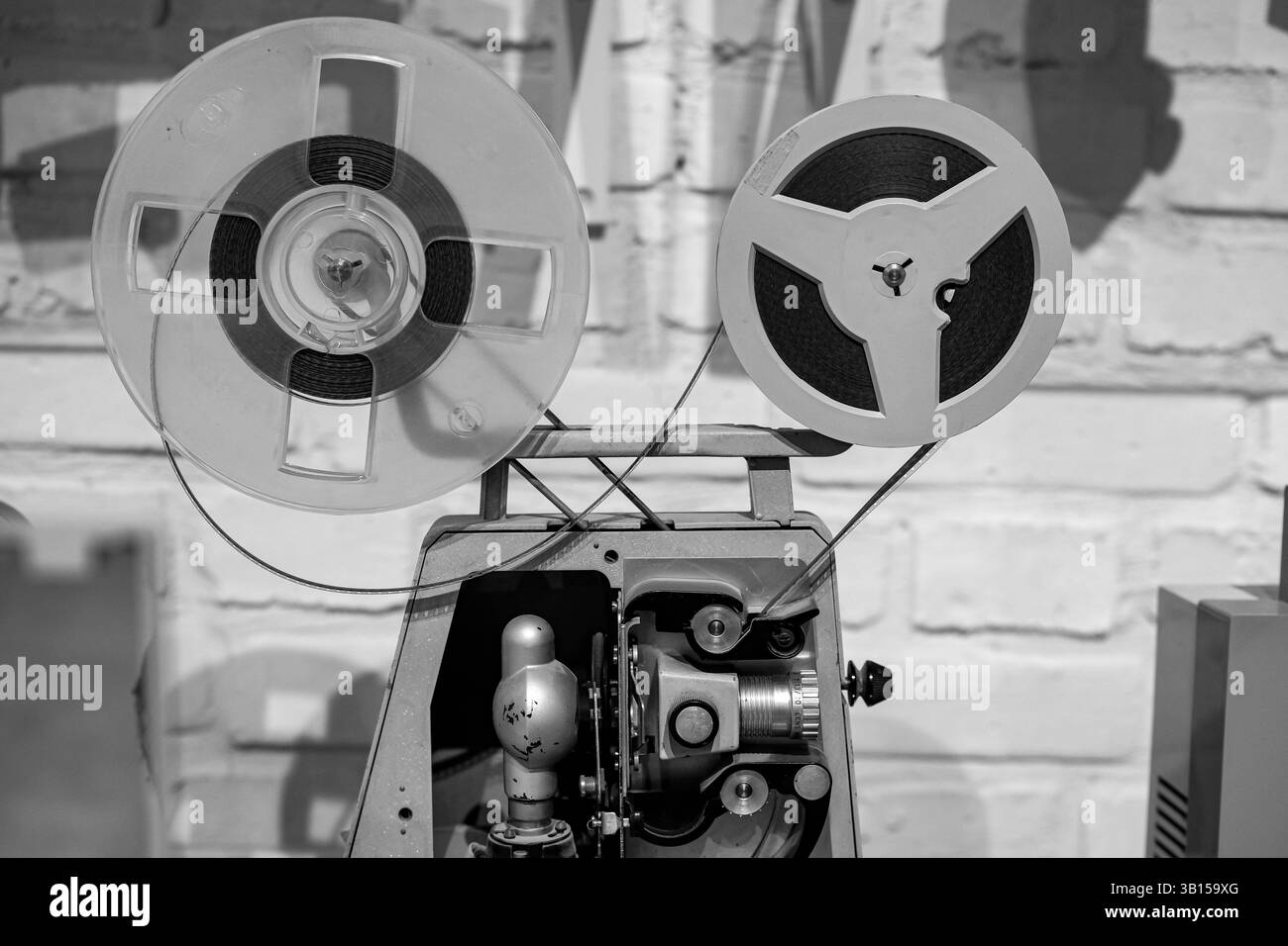 映写機　映写室　備品　骨董品 楽天市場】アンティーク 映写機の通販