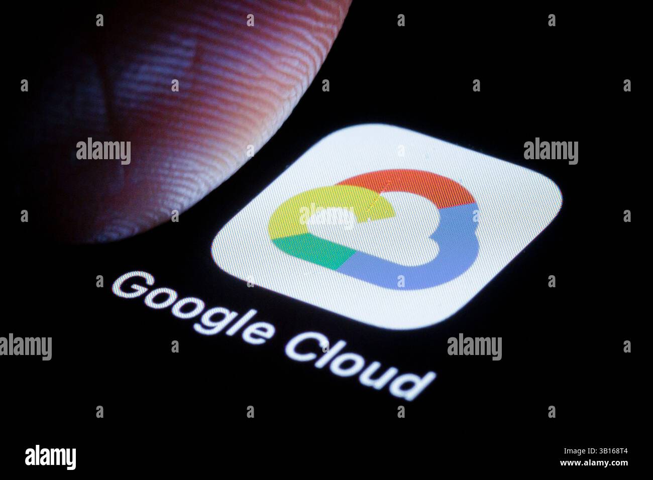 The Google Cloud app is displayed on a smartphone. Berlin, April 25 ...