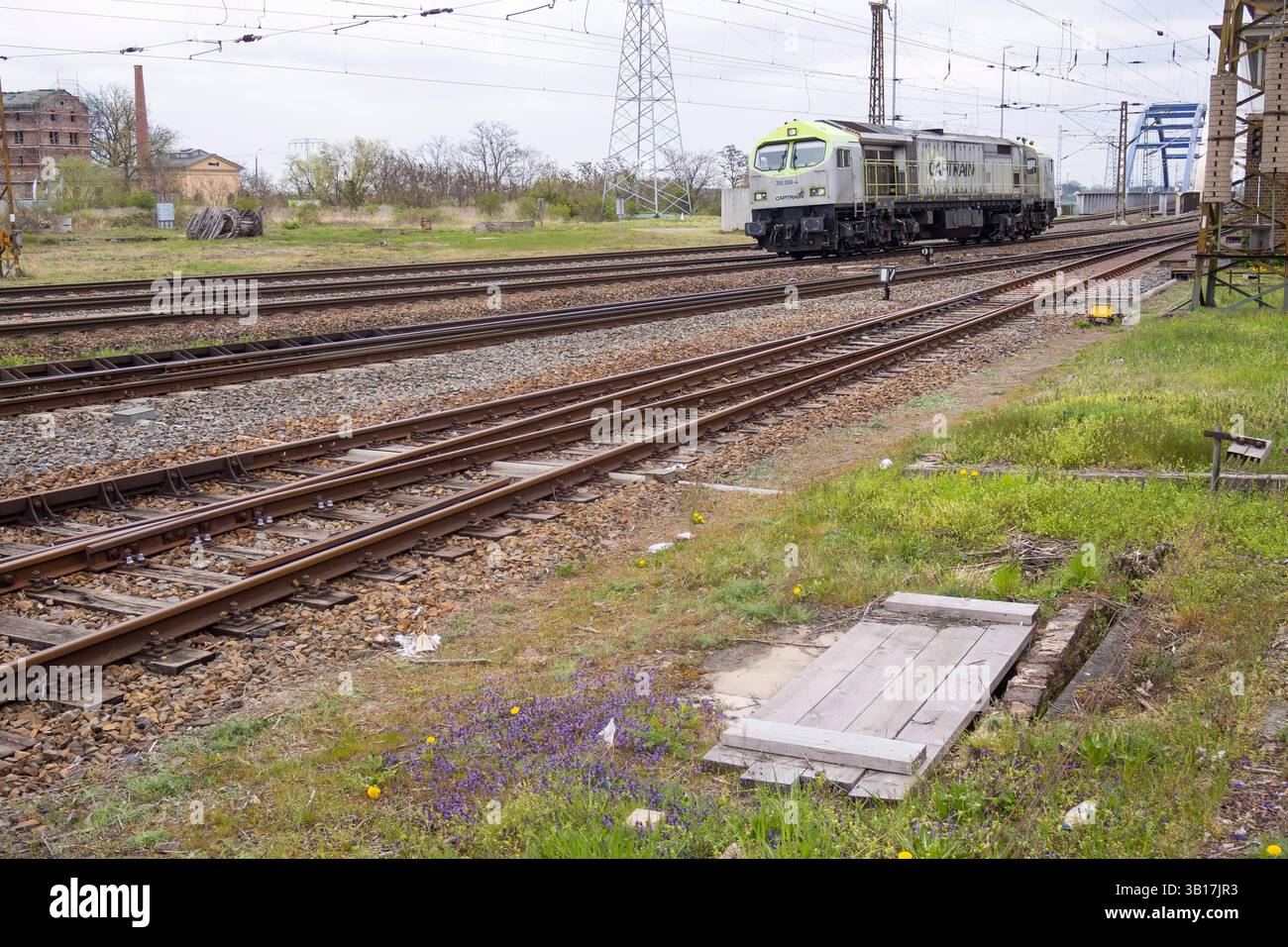 Der Bahnhof Riesa ist eine Betriebsstelle der Bahnstrecke Leipzig ...