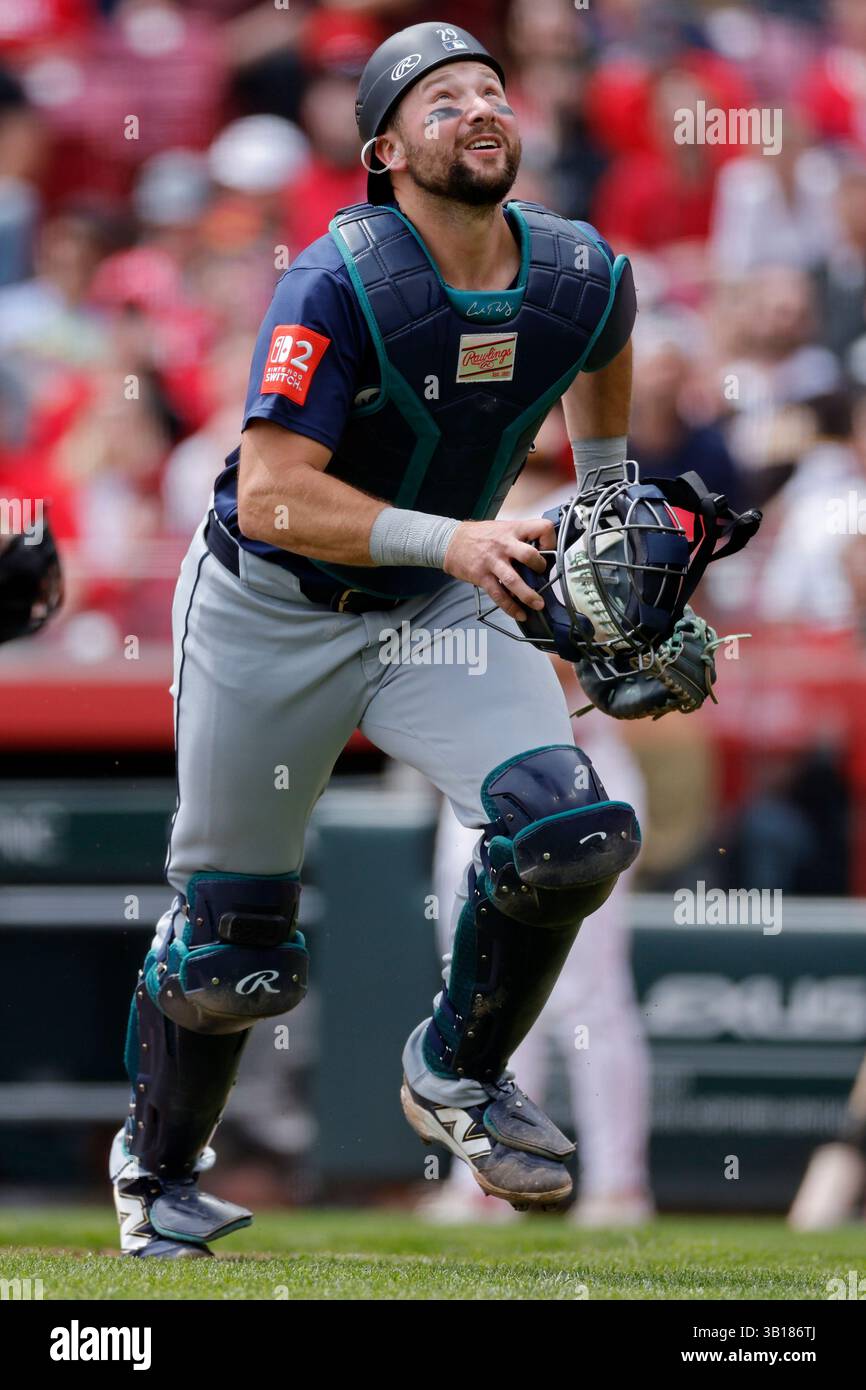 CINCINNATI, OH - APRIL 17: Seattle Mariners catcher Cal Raleigh (29 ...