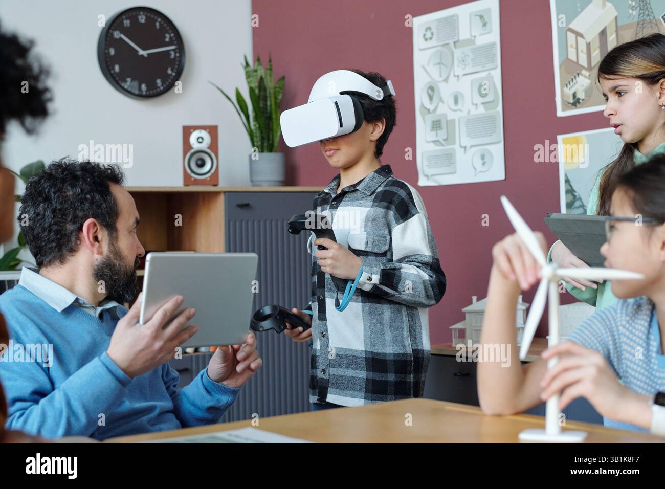 Engaging in virtual learning hi-res stock photography and images - Alamy