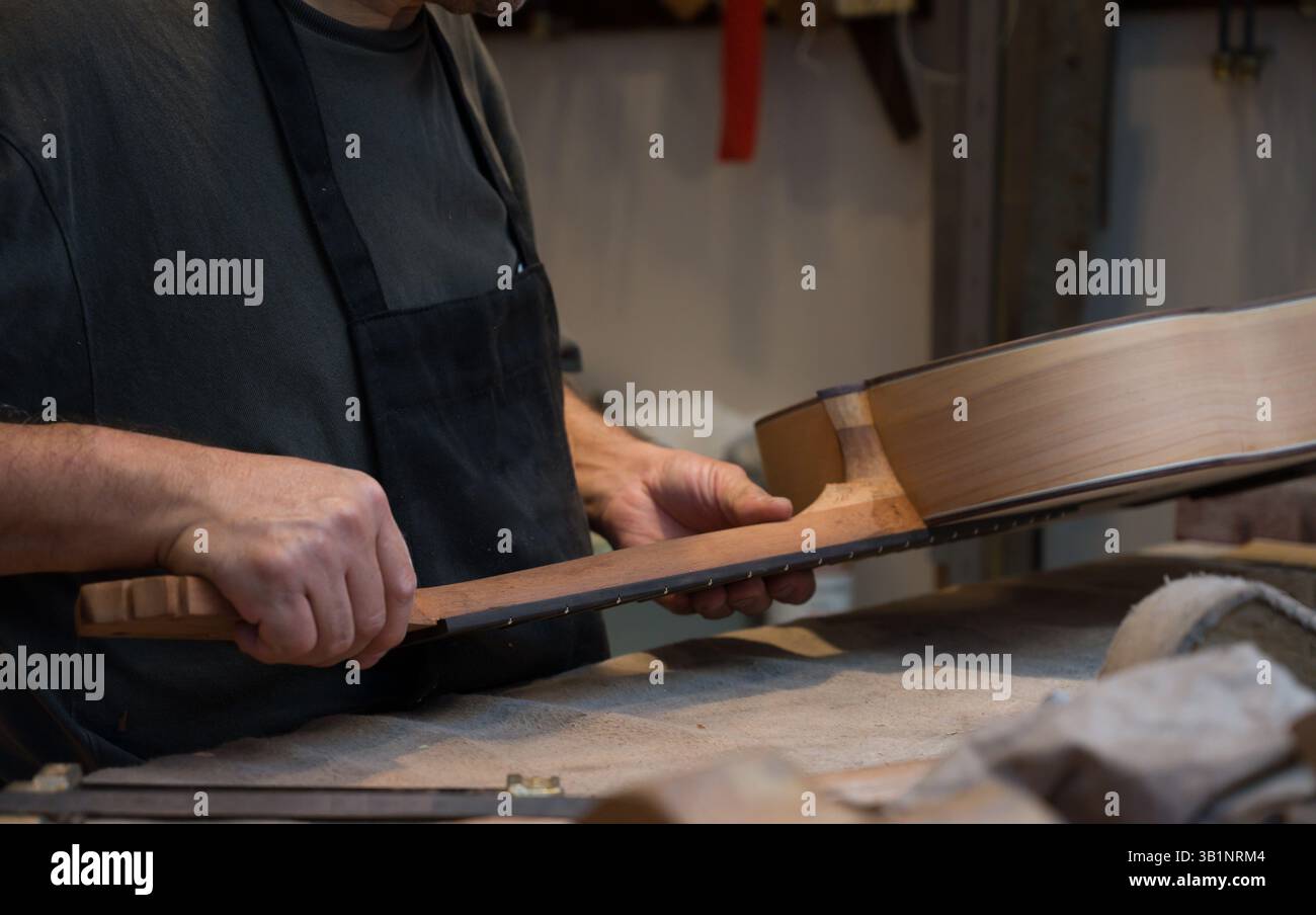 Luthier craft hi-res stock photography and images - Alamy