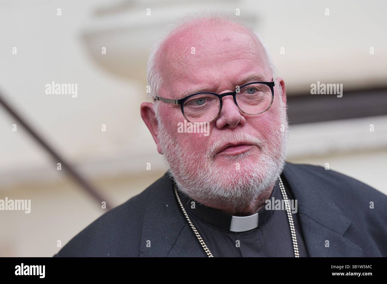 26 April 2025, Italy, Rom: Cardinal Reinhard Marx gives a statement ...