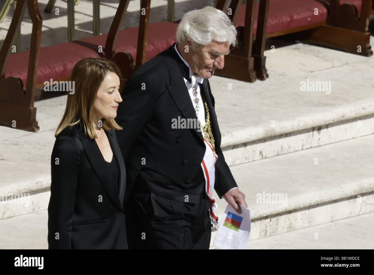 Rome Italy 26th Apr 2025 Roberta Metsola President Of The European Rome Italy 26th Apr 2025 Roberta Metsola President Of The European Parliament Arrives In St Peters Square For The Funeral Of Pope Francis At The Vatican On 26 April 2025 Credit Live Media Publishing Groupalamy Live News 3B1WDCE
