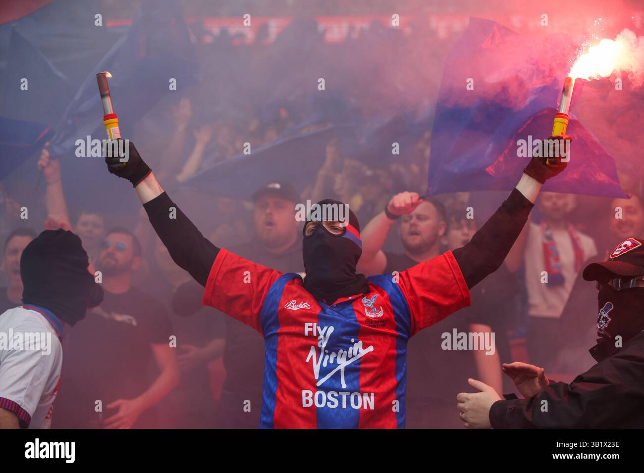 LONDON, UK - 26th Apr 2025: Crystal Palace fans ahead of the Emirates ...