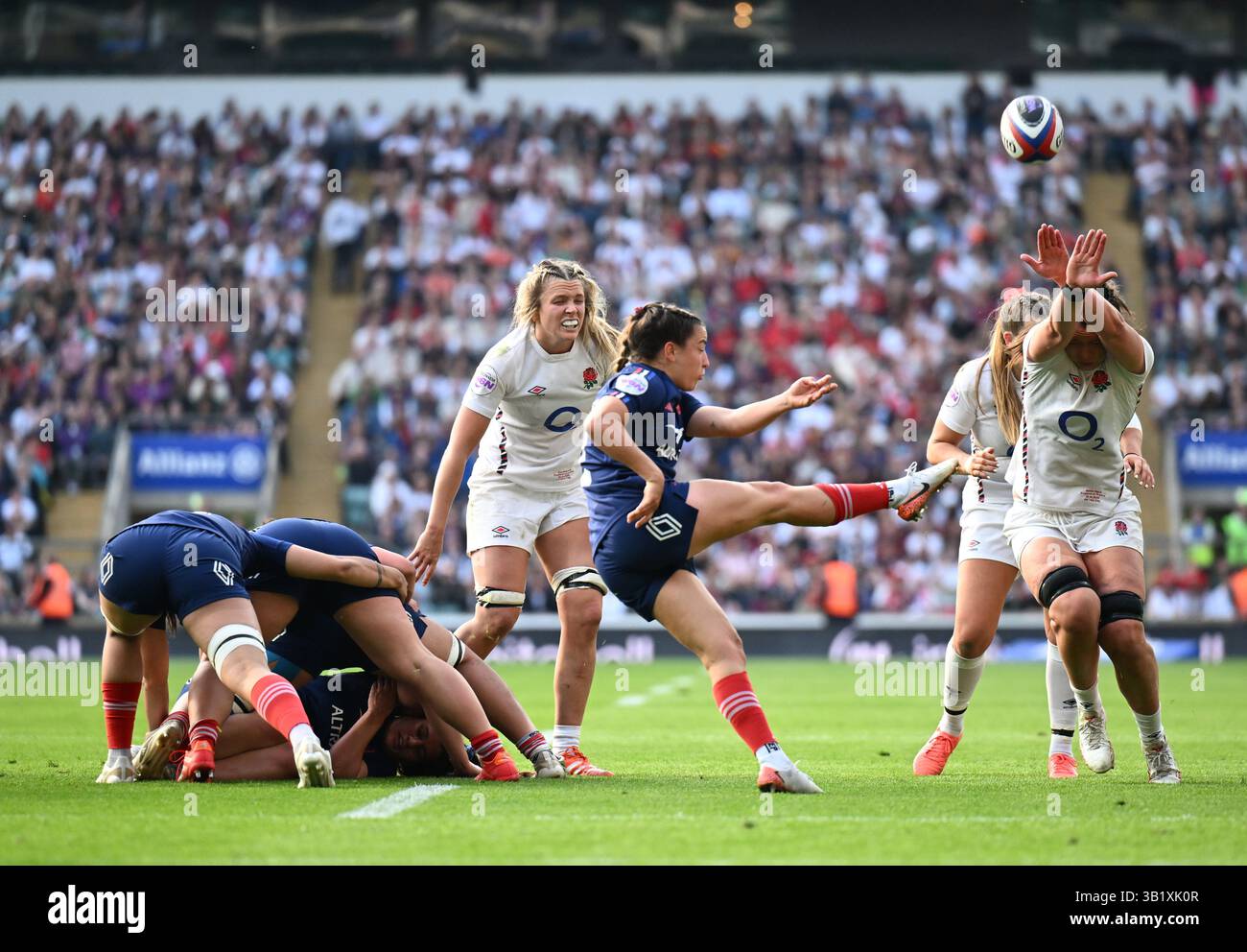26th April 2025; Allianz Stadium, London, England: Womens Six Nations ...