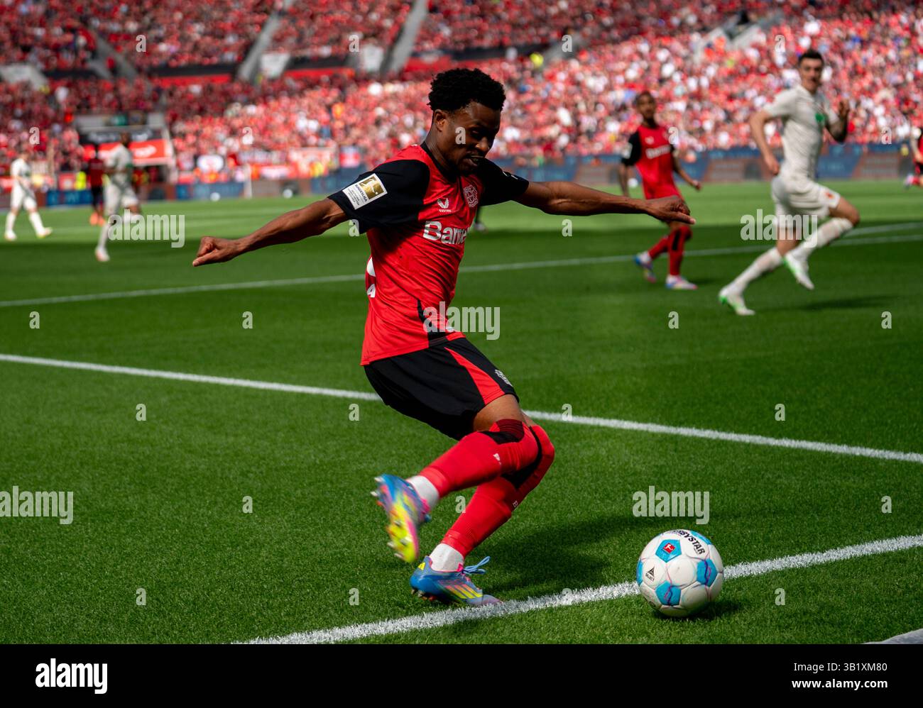 Nathan Tella (Bayer 04 Leverkusen, 19) 26.04.2025, Bayer Leverkusen
