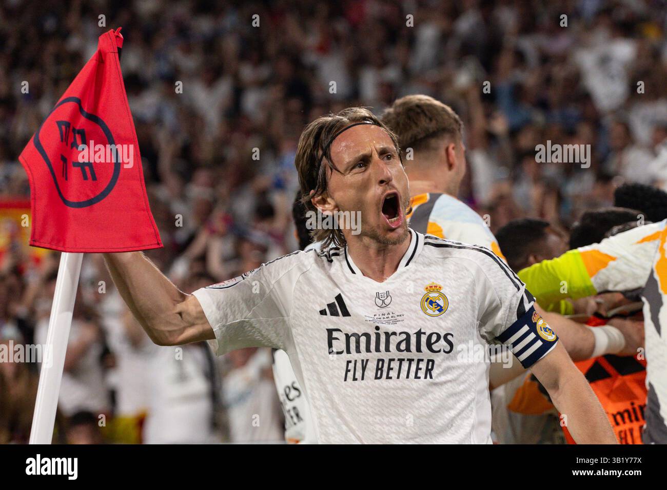 Maillot Real Madrid Porté En Match Par Luka Modrić – Copa Del Rey 2012 – Pièce Authentique