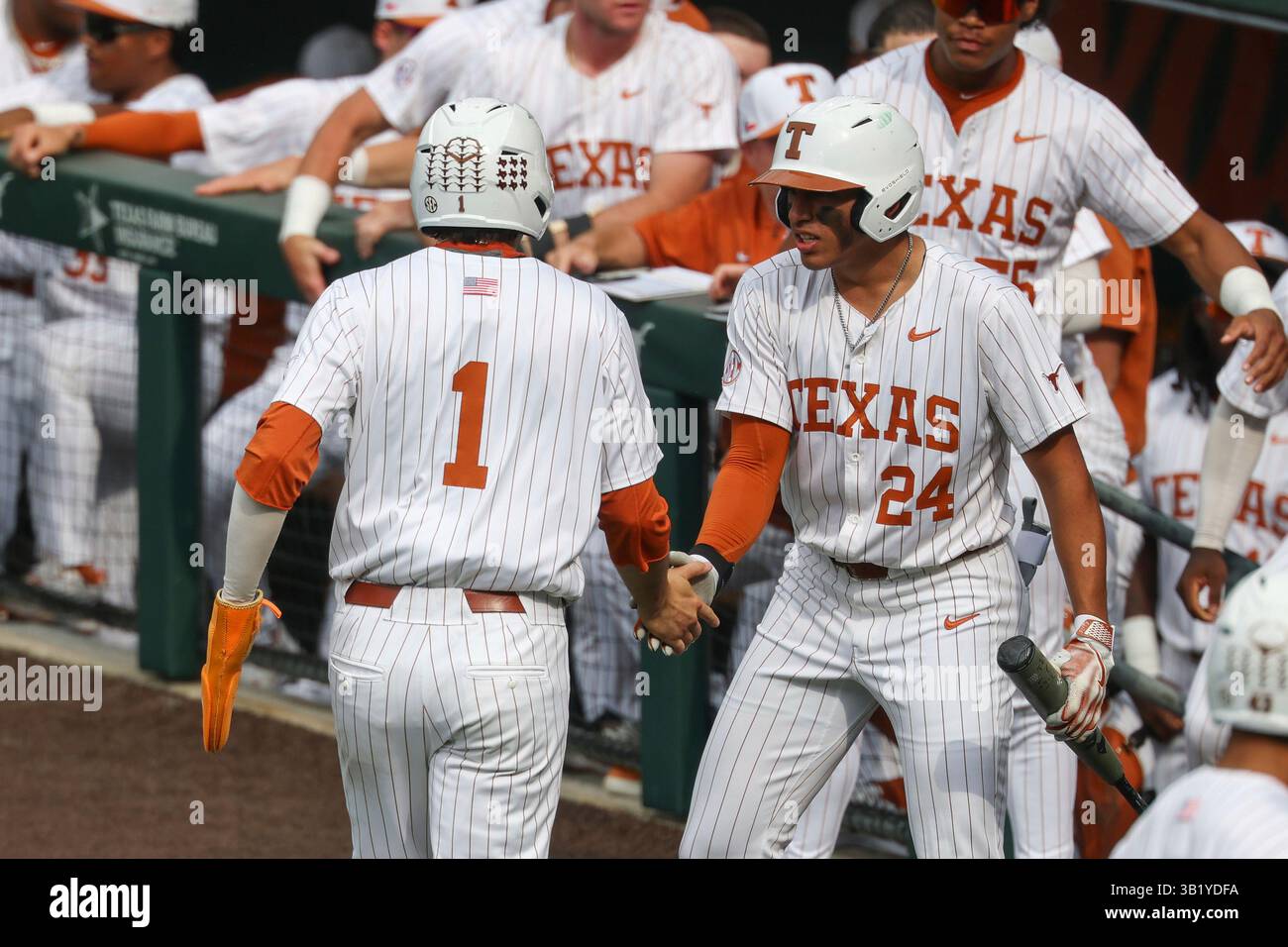 AUSTIN, TX - APRIL 26: Texas infielder Jalin Flores (1) and Texas ...