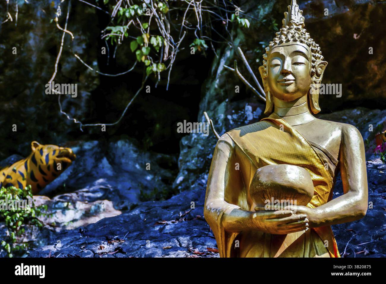 Buddha in thailand Stock Photo - Alamy