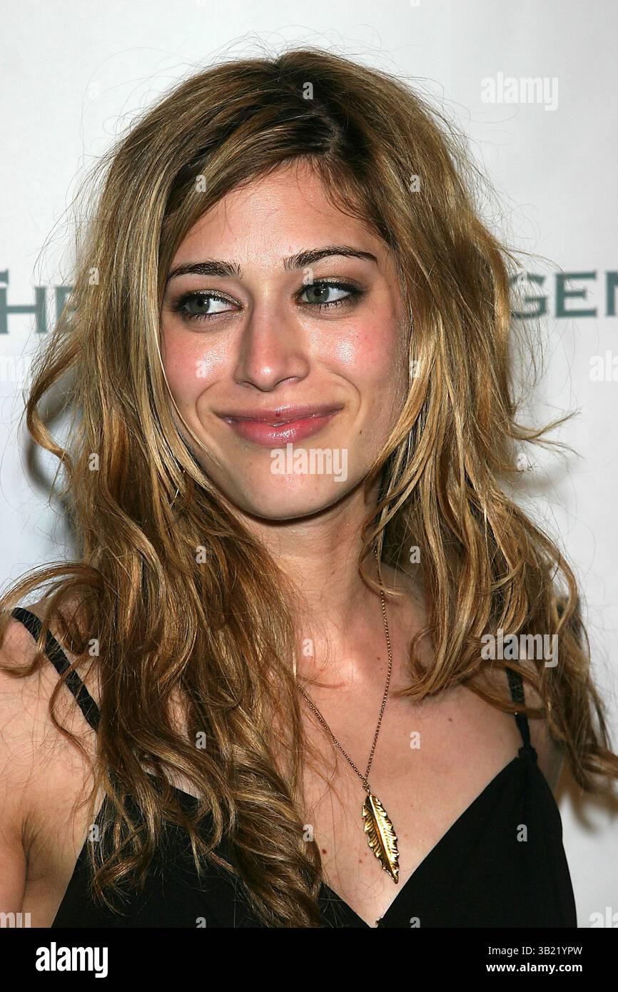 May 17, 2005 - New York, New York, U.S. - I9692JZ.THE GERSH AGENCY AND GOTHAM MAGAZINE CELEBRATEA NEW YORK UPFRONT WEEK  AT BED, NEW YORK New York.05-17-2005.  - -   2005.LIZZY CAPLAN(Credit Image: © John Zissel/Globe Photos/ZUMAPRESS.com) Stock Photo
