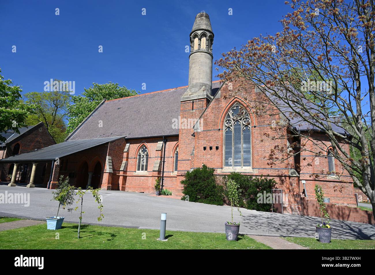 Dead body crematorium hi-res stock photography and images - Alamy