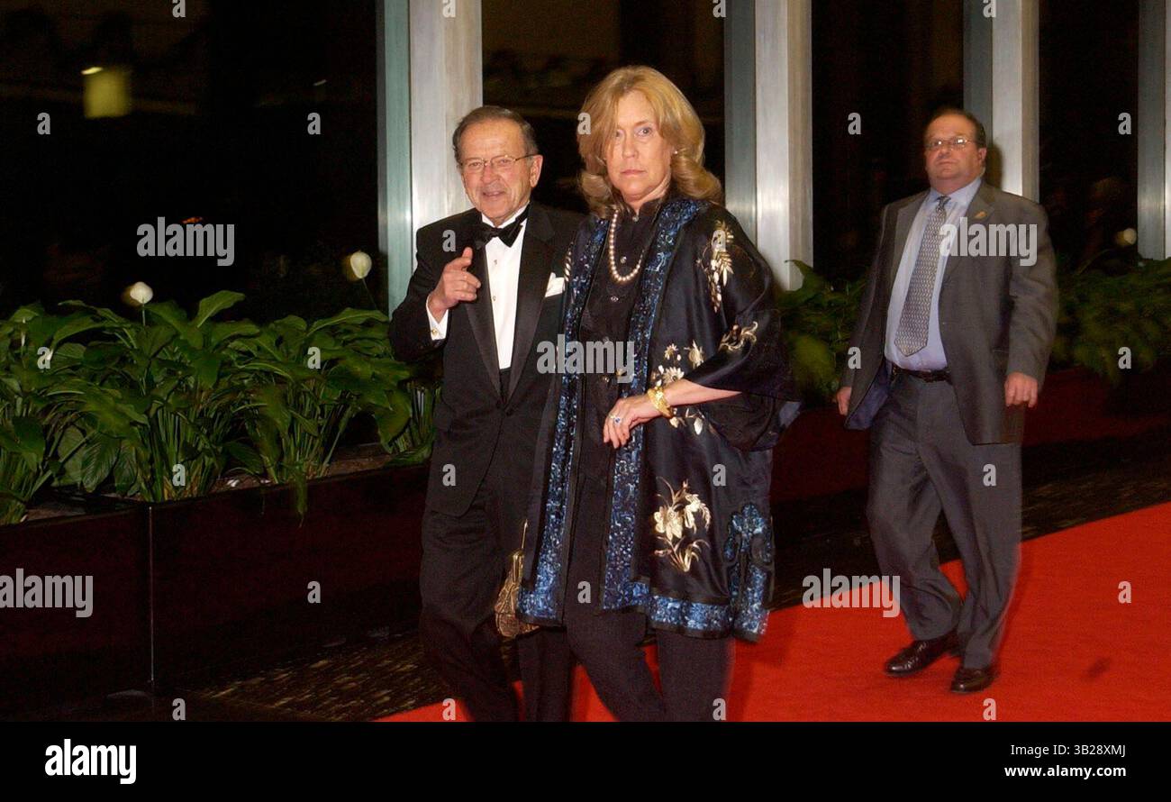 Senator Ted Stevens and his wife, Catherine, arrive  at  the State Department in Washington, DC for the annual Kennedy Center Awards dinner on Saturday, December 4, 2004.    This year's recipients were actor Warren Beatty, composer John Williams, singer Dame Joan Sutherland, pop singer Sir Elton John, and actors Ossie Davis and Ruby Dee. (Credit Image: Washington Times/ZUMA Press) Stock Photo