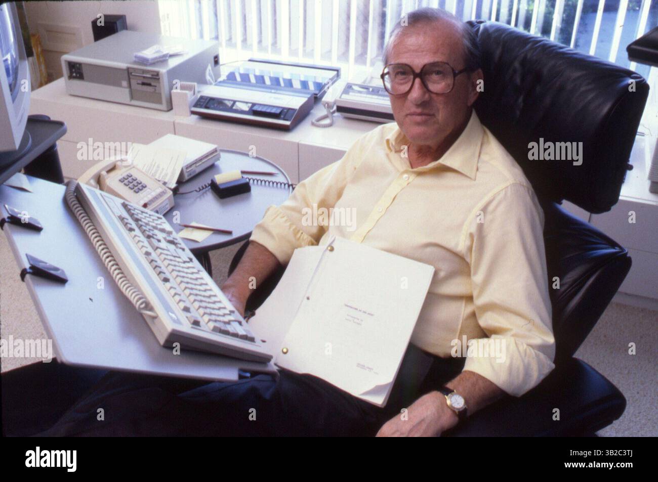 1928 1982 hi-res stock photography and images - Page 2 - Alamy