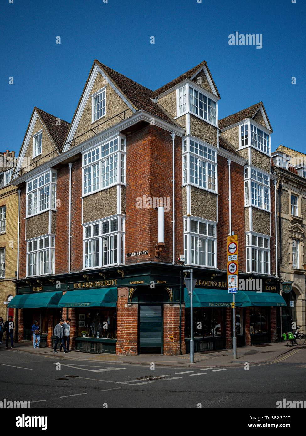 Ede & Ravenscroft Cambridge at 70-72 Trumpington Street, Cambridge. Suppliers of formal and academic wear. Stock Photo