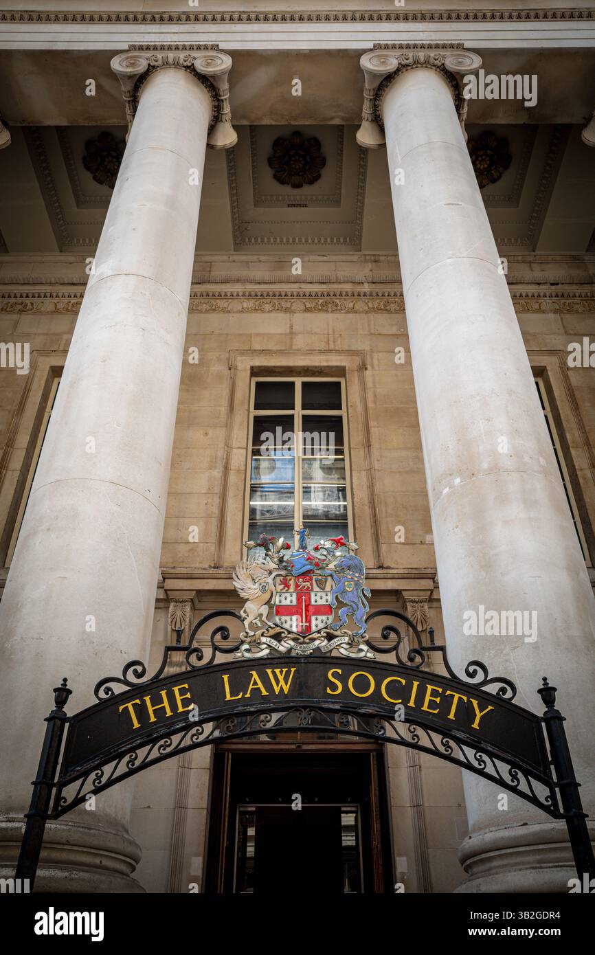 The Law Society 113 Chancery Lane Central London. The Law Society of England and Wales is the professional association that represents solicitors. Stock Photo