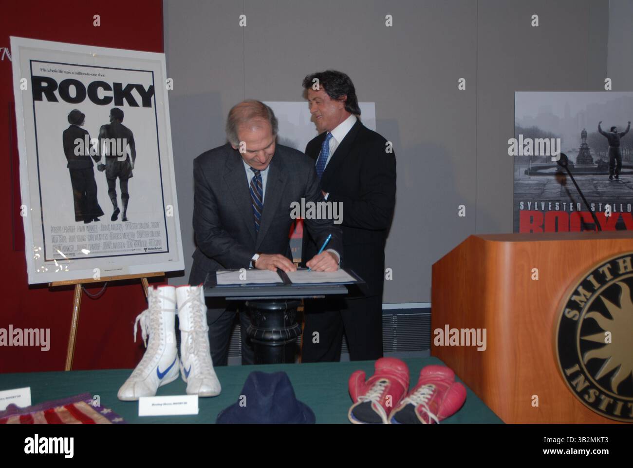 Rocky 1976 apollo hi-res stock photography and images - Alamy