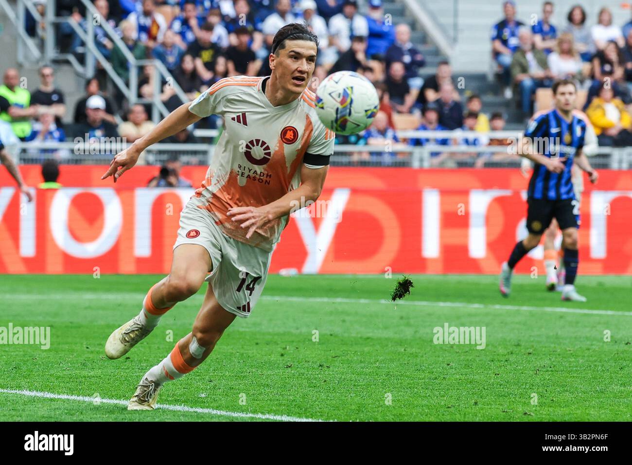Eldor Shomurodov of AS Roma seen in action during Serie A 2024/25