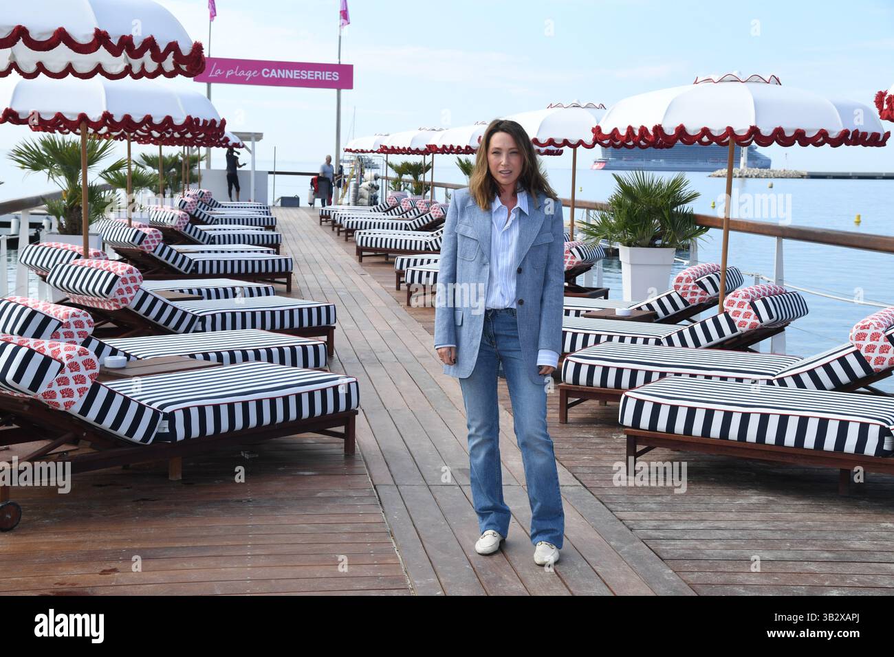 Cannes, France . 28th Apr, 2025. CANNES, Laura Smet, attends the ...