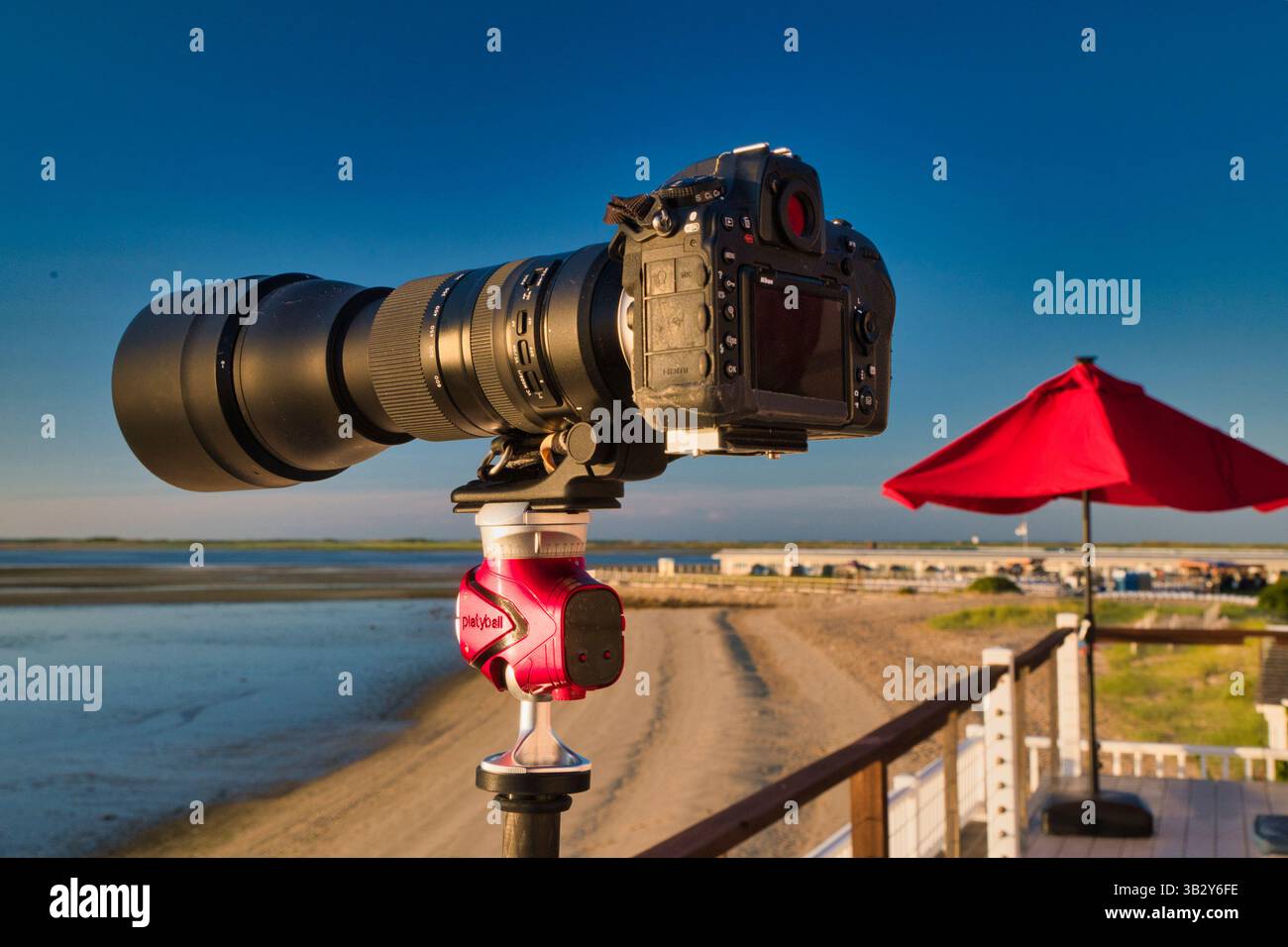 Rick lens hi-res stock photography and images - Alamy
